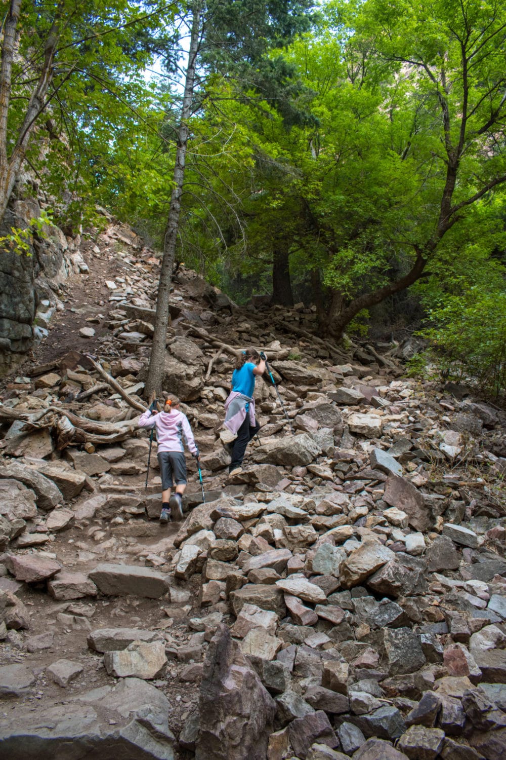 Steep, rocky section on Hanging Lake trail