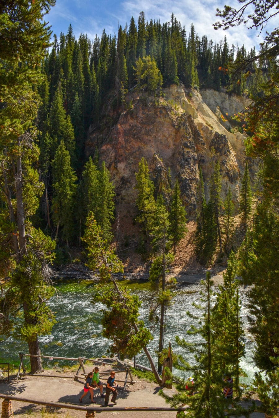 The Yellowstone River near the brink of Lower Falls