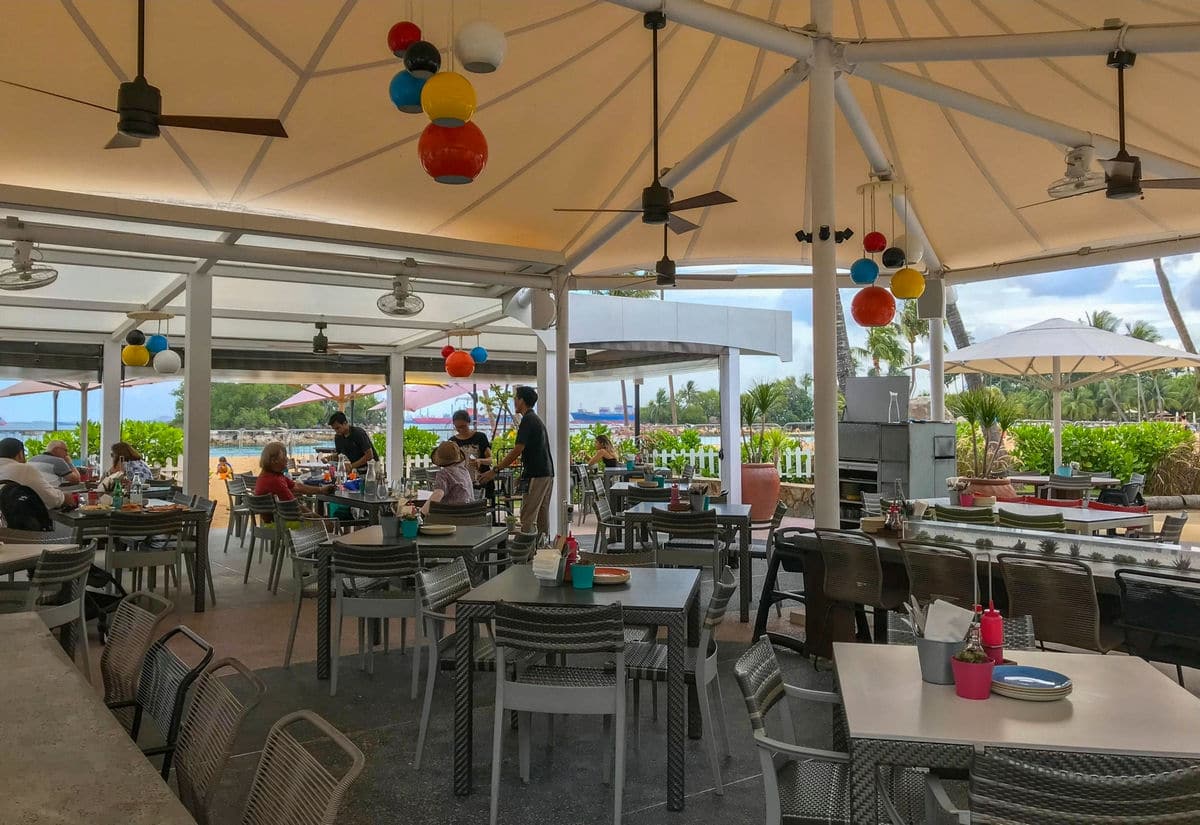 Trapizza Restaurant on Siloso Beach