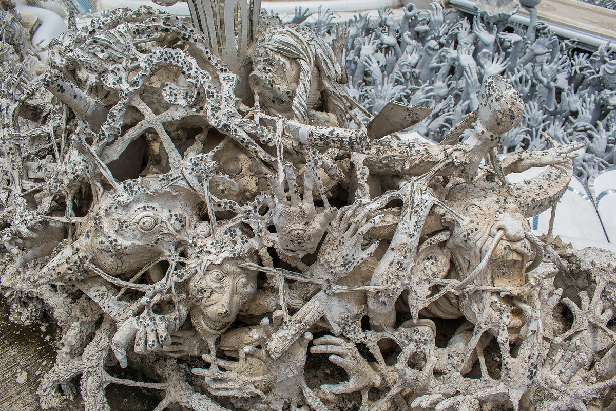 Intricate bizarre sculptures at the White Temple