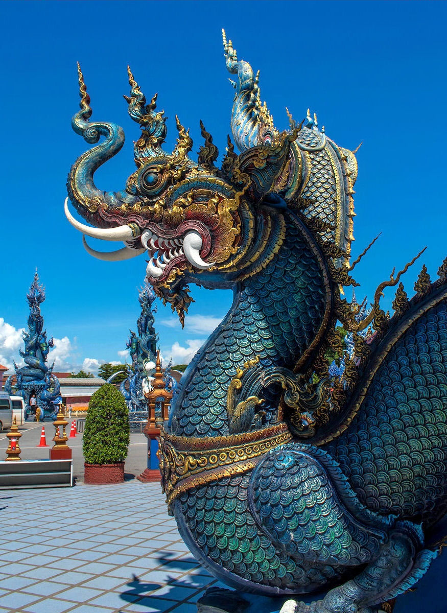 Dragon sculpture near the front of The Blue Temple in Chiang Rai