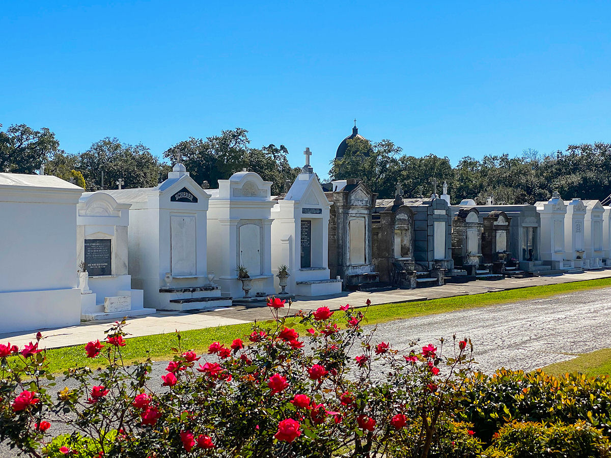 Rows of tombs in Saint Louis Cemetery No. 3, New Orleans